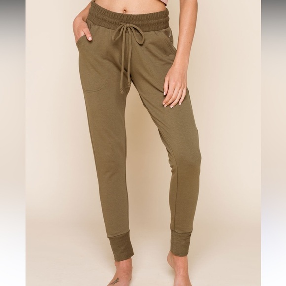 FP Movement by Free People Sunny Skinny Sweatpants - Picture 1 of 9